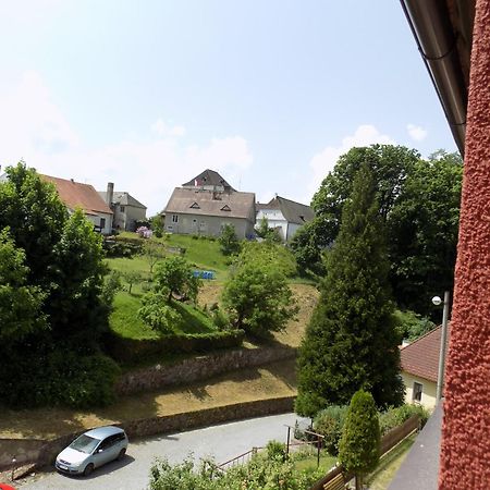 Ubytovani Apartmany Ferencikova Nove Hrady  Bilik gambar